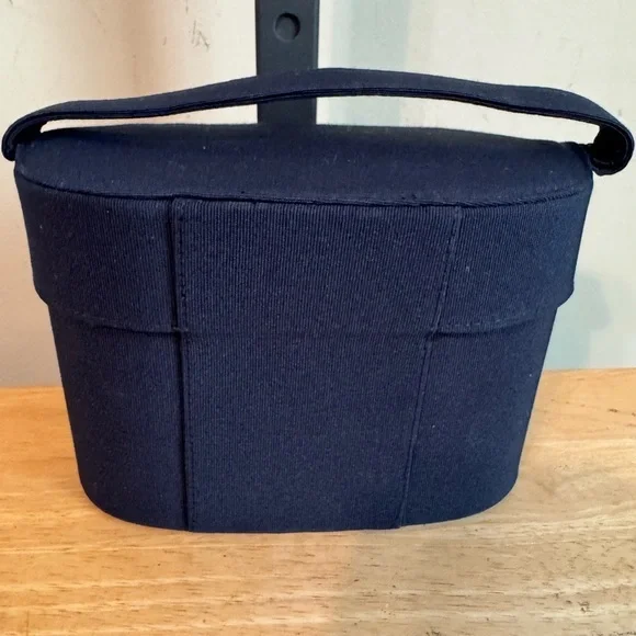 Christian Dior Parfume Trousse De Toilette - Picture 2 of 14